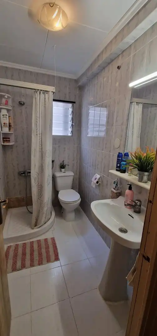 Baño de Piso en venta en Aldaia con Aire acondicionado, Trastero y Balcón