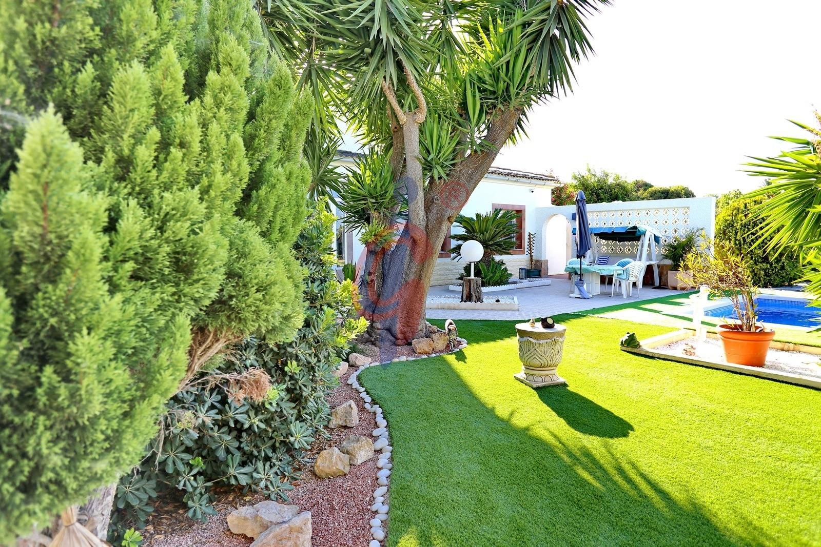 Jardí de Casa o xalet en venda en Elche / Elx amb Aire condicionat, Calefacció i Jardí privat