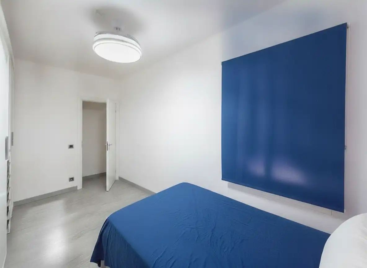 Habitación de Piso en venta en L'Hospitalet de Llobregat con Calefacción y Balcón
