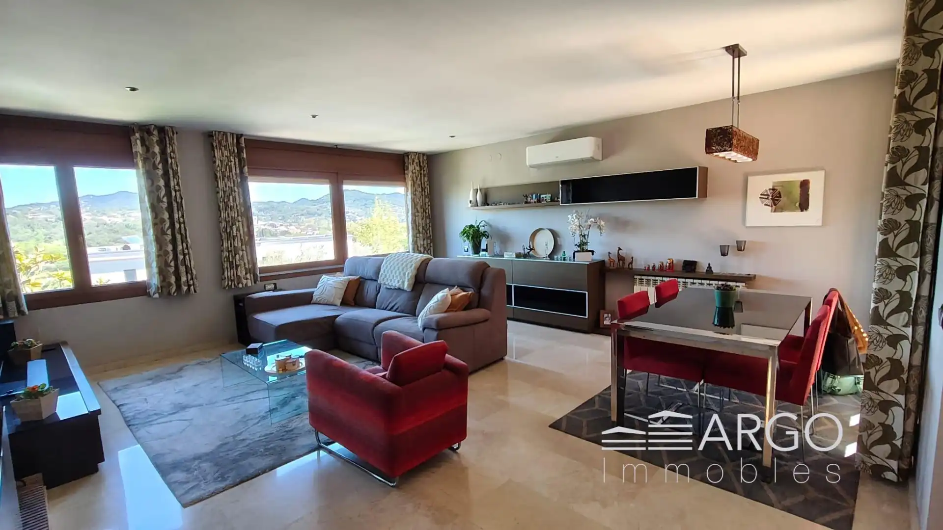 Sala de estar de Casa o chalet en venta en Vallromanes con Aire acondicionado, Calefacción y Jardín privado
