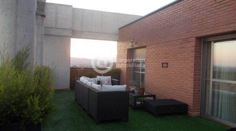 Ático con cuatro dormitorios, garaje y terraza de 150m2 en zona Fuerzas Armadas, imatge 2