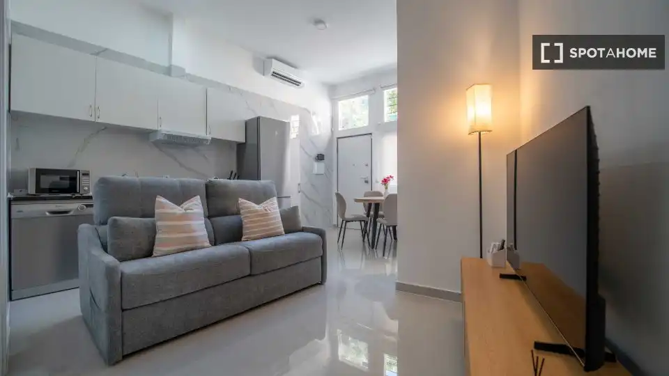 Living room of Flat for rent in Puente de Vallecas