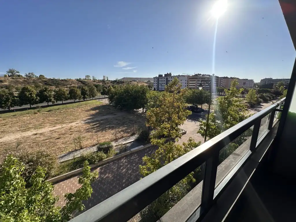 Exterior view of Apartments for rent in  Logroño  with Heating, Parquet flooring and Terrace