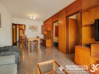 Living room of Flat for sale in Santa Coloma de Gramenet  with Balcony