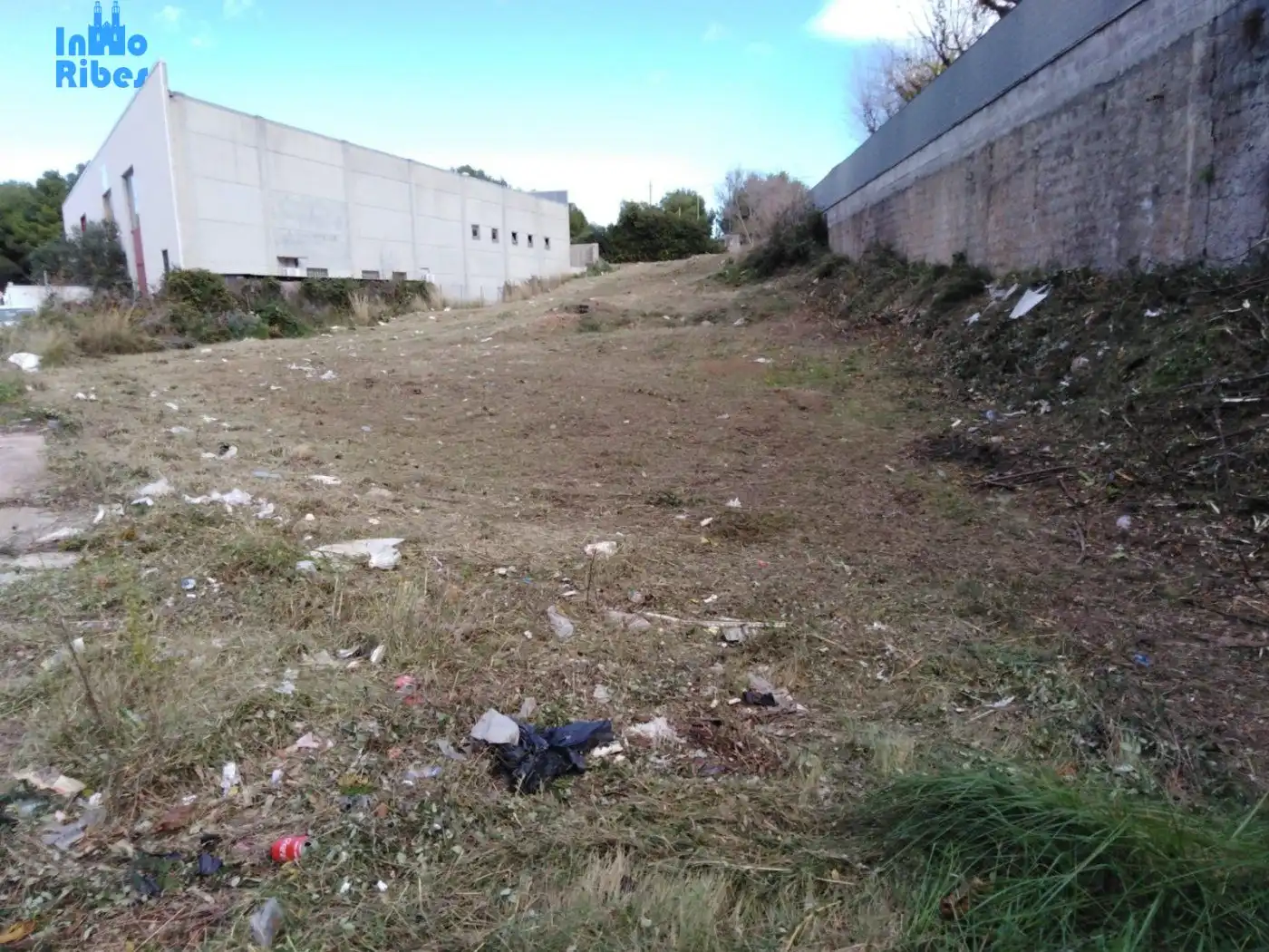 Terreno industrial en venta en Mas d'En Serra - Els Cards, imagen 3