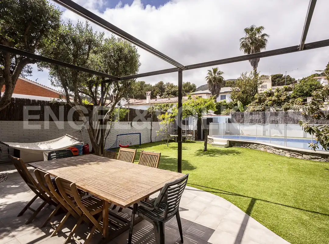 Jardí de Casa o xalet de lloguer en Castelldefels amb Aire condicionat, Calefacció i Terrassa