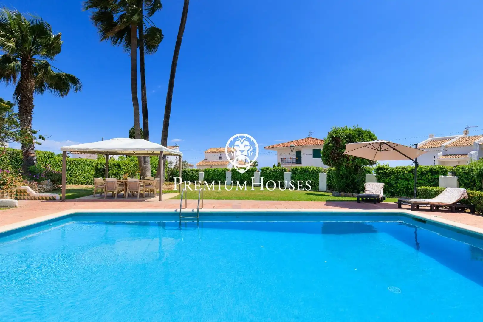 Piscina de Casa o chalet de alquiler en Cunit con Aire acondicionado, Calefacción y Jardín privado