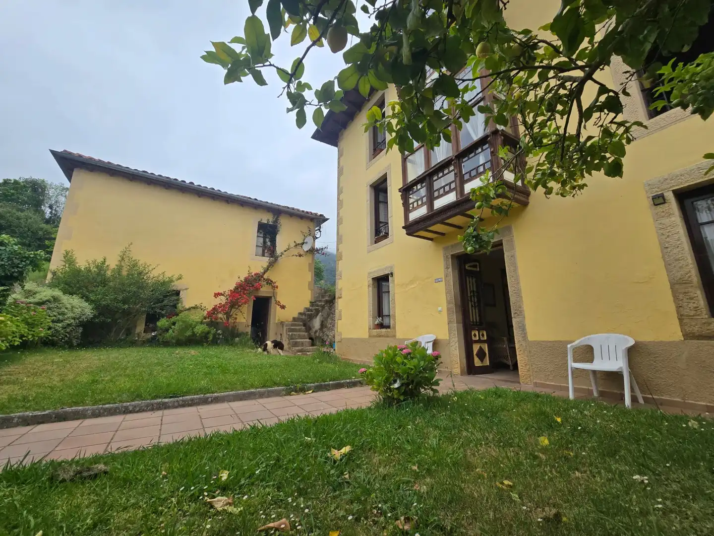 Vista exterior de Casa o chalet en venta en Peñamellera Baja con Calefacción, Jardín privado y Trastero