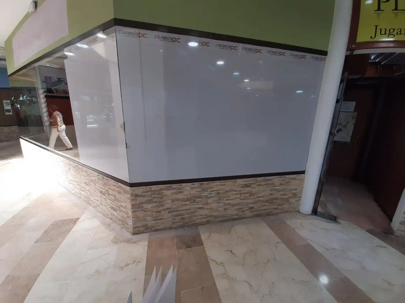 Local comercial en venda a Casco Antiguo, imagen 4