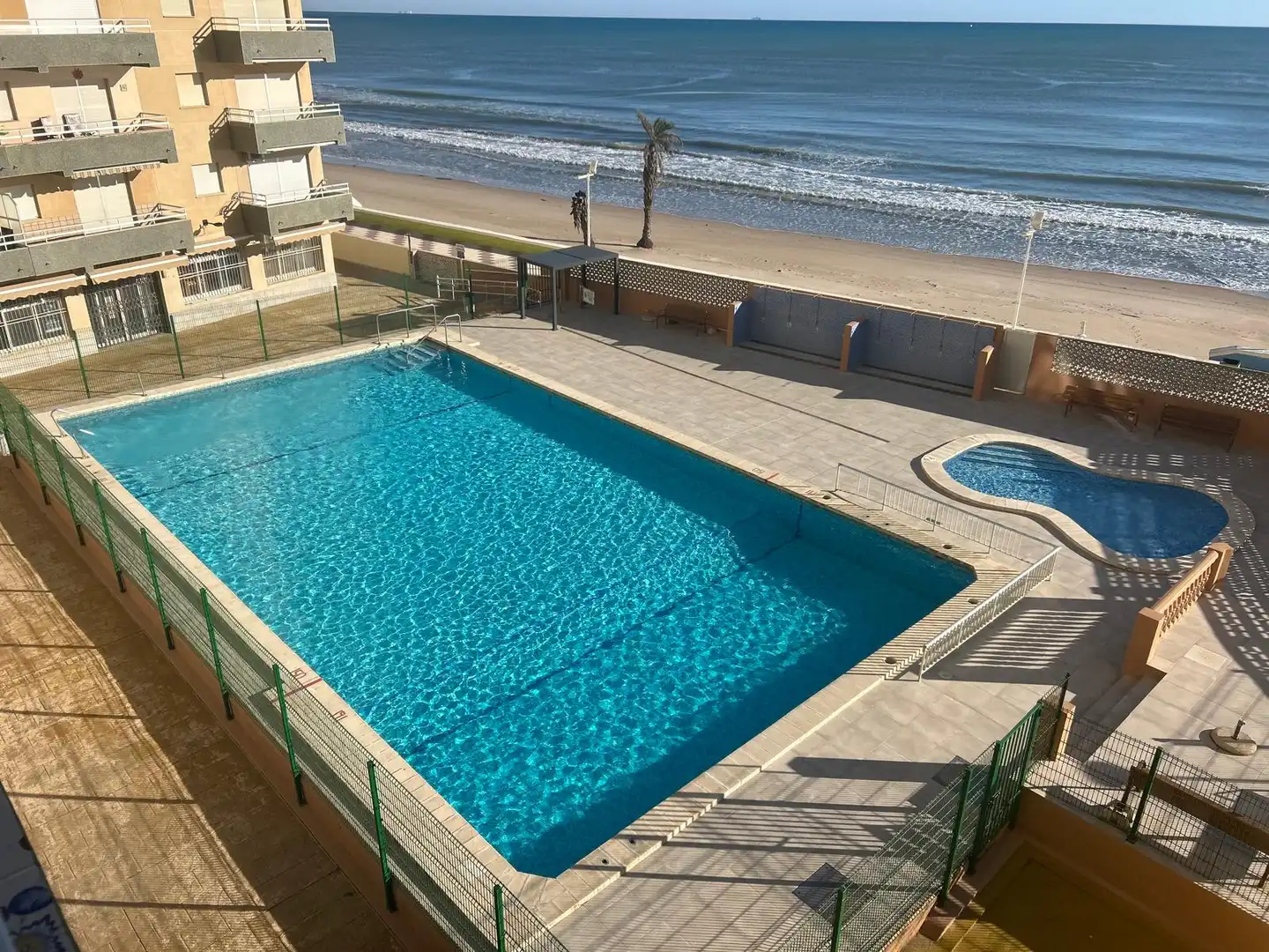 Piscina de Piso en venta en Mareny de Barraquetes