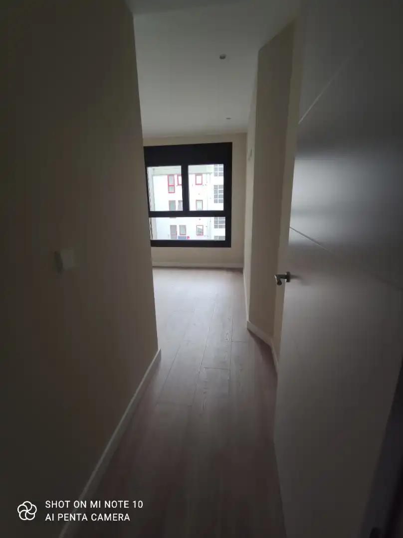 Piso en venta en A Coruña Capital  con Calefacción, Parquet y Terraza