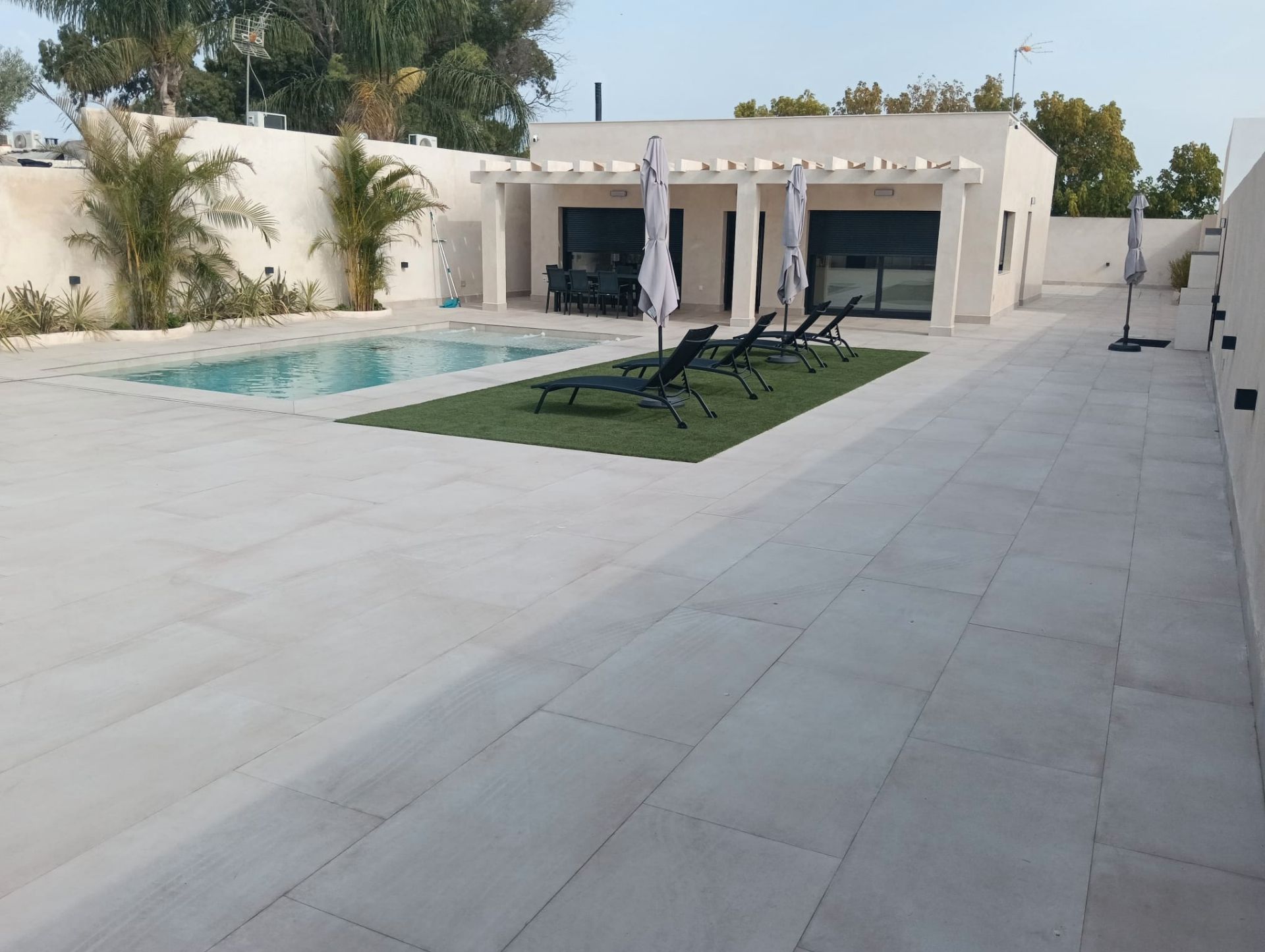 Terrassa de Casa o xalet en venda en Chipiona amb Aire condicionat, Calefacció i Jardí privat