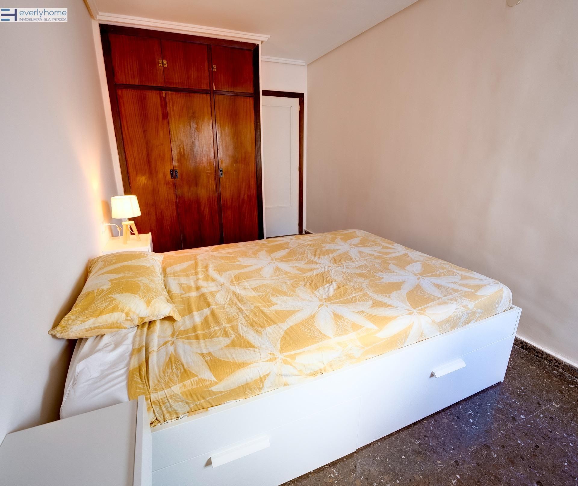 Piso para compartir en Calle NICOLAU MONSORIU, El Cabanyal - El Canyamelar, Poblats Marítims