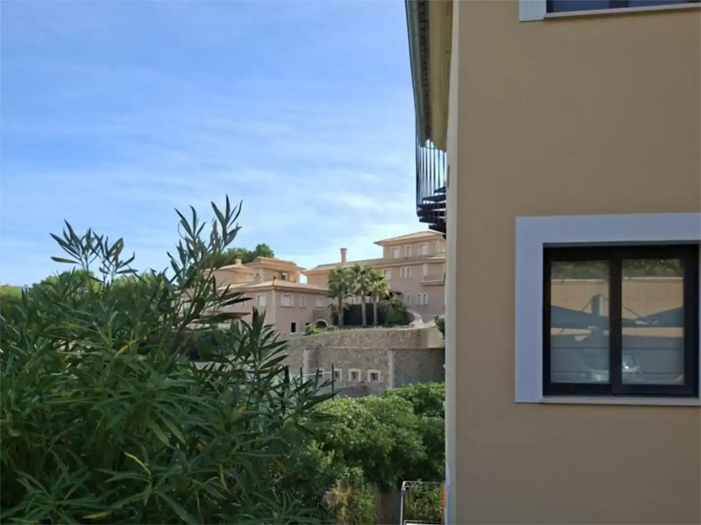 Vista exterior de Piso en venta en Andratx con Aire acondicionado, Jardín privado y Piscina