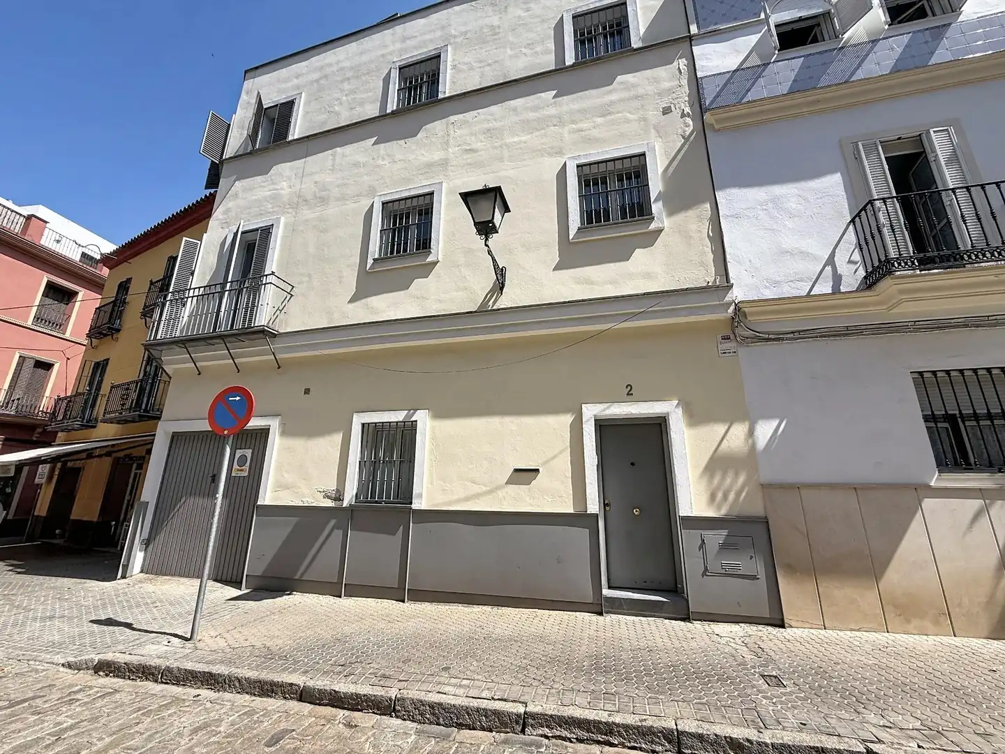 Vista exterior de Ático en venta en Sevilla