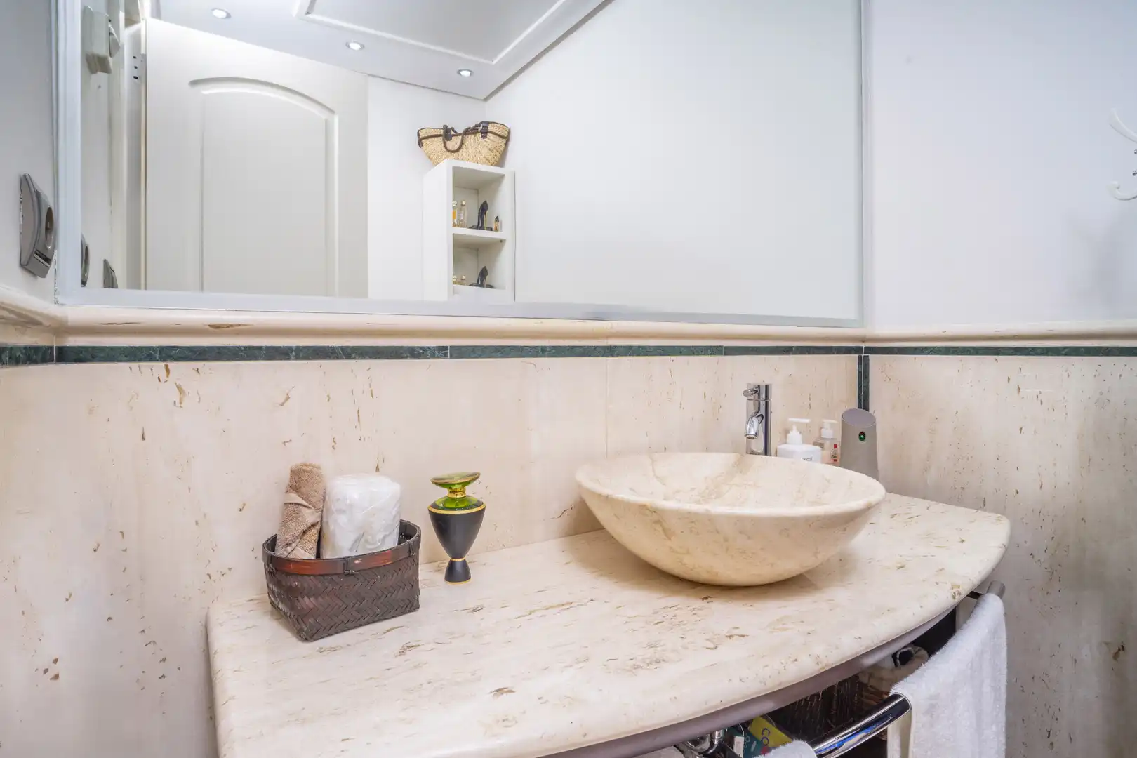 Planta baja en venta en Puerto Banús