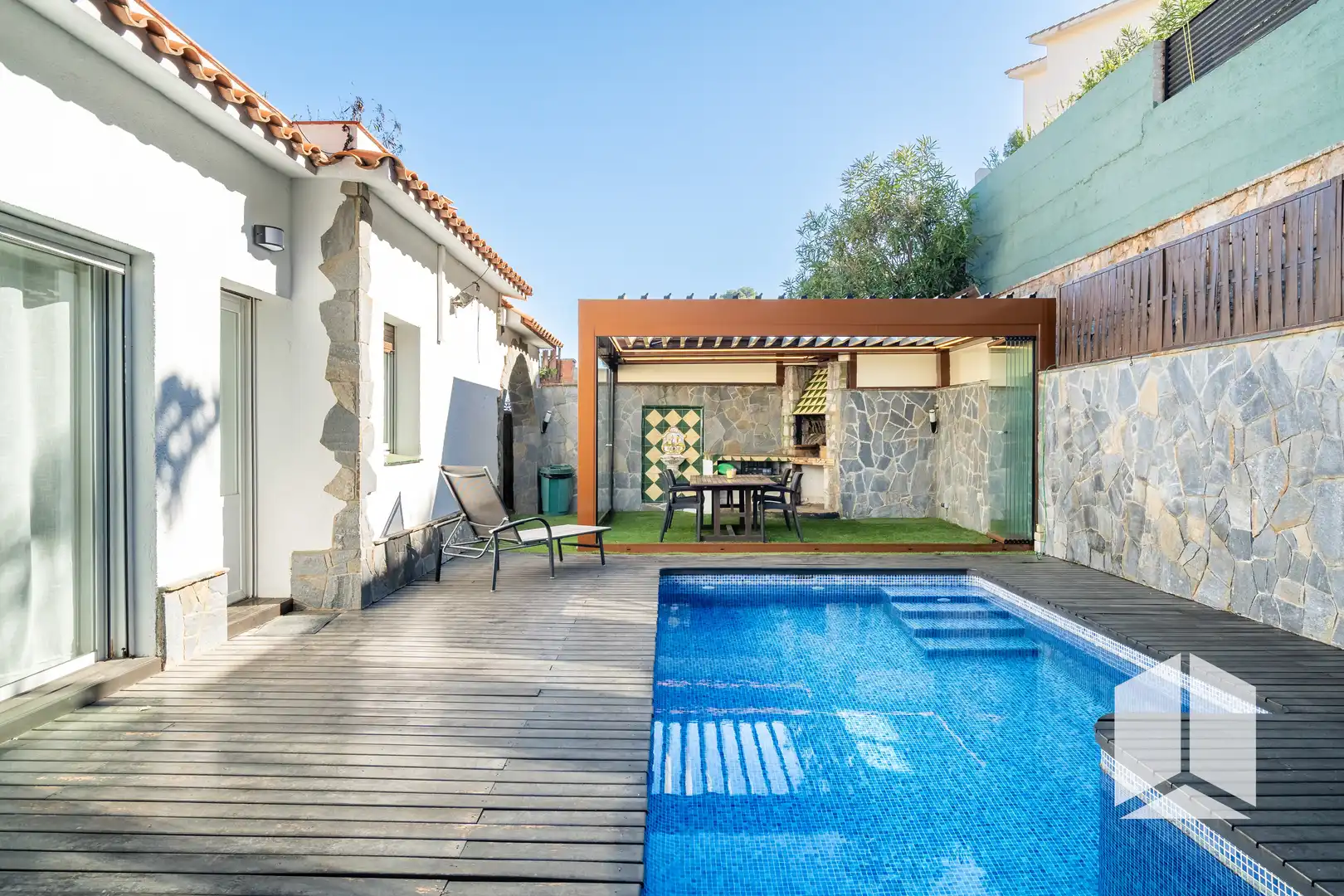 Piscina de Casa o chalet en venta en Castelldefels con Terraza