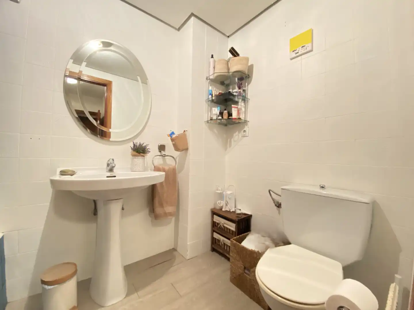 Baño de Piso en venta en Bilbao  con Calefacción, Terraza y Balcón
