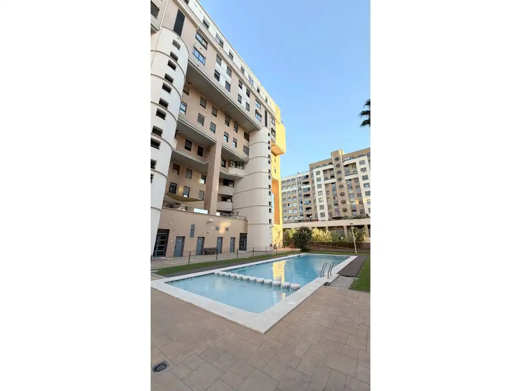 Swimming pool of Flat for sale in Valencia  with Air Conditioner, Terrace and Community pool