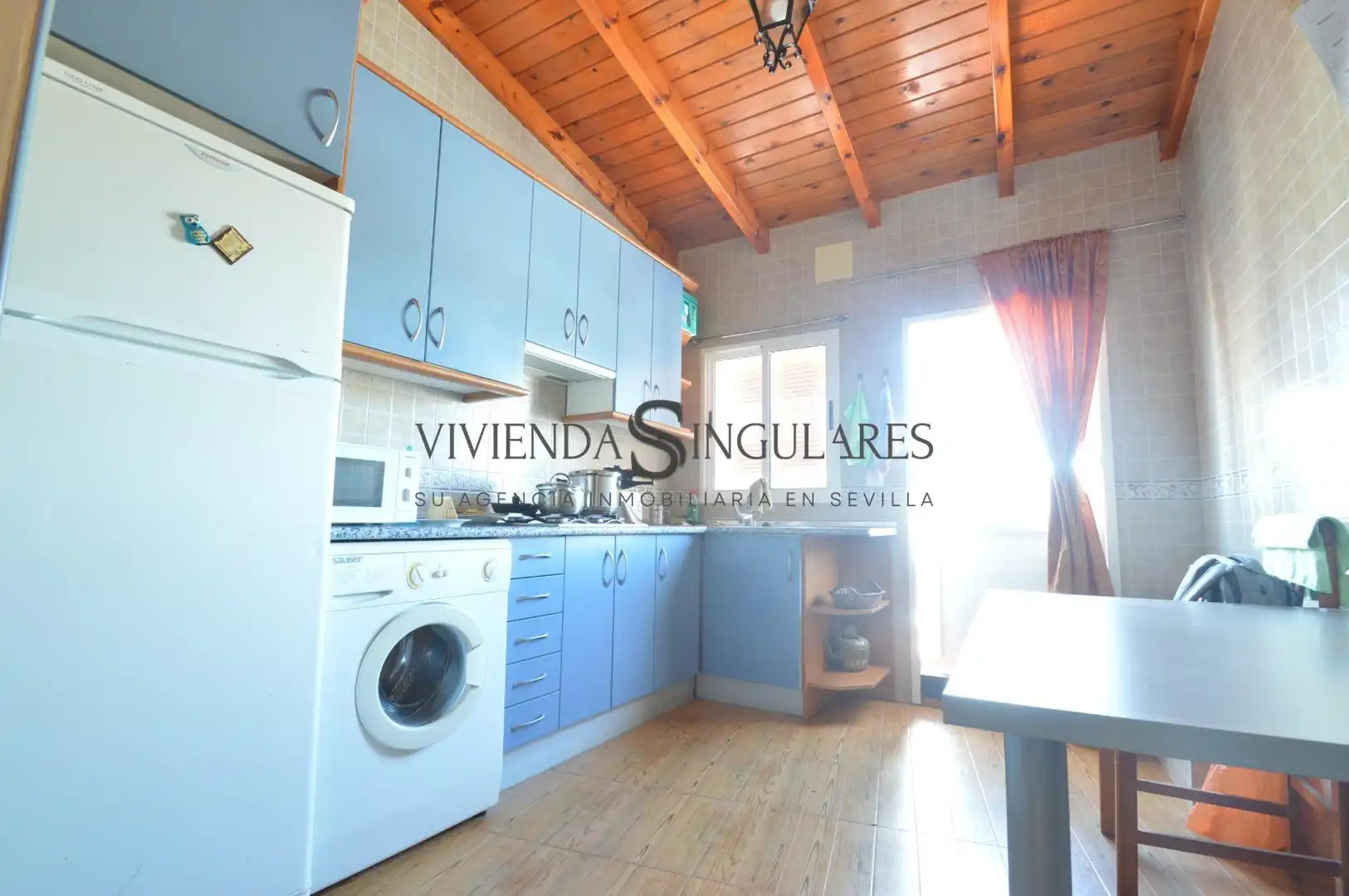 Kitchen of Houses for sale in Arroyomolinos de León  with Terrace and Balcony