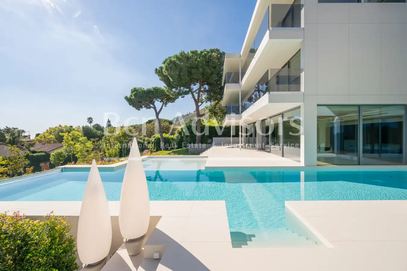 Vista exterior de Casa o chalet en venta en Barcelona con Aire acondicionado, Calefacción y Jardín privado