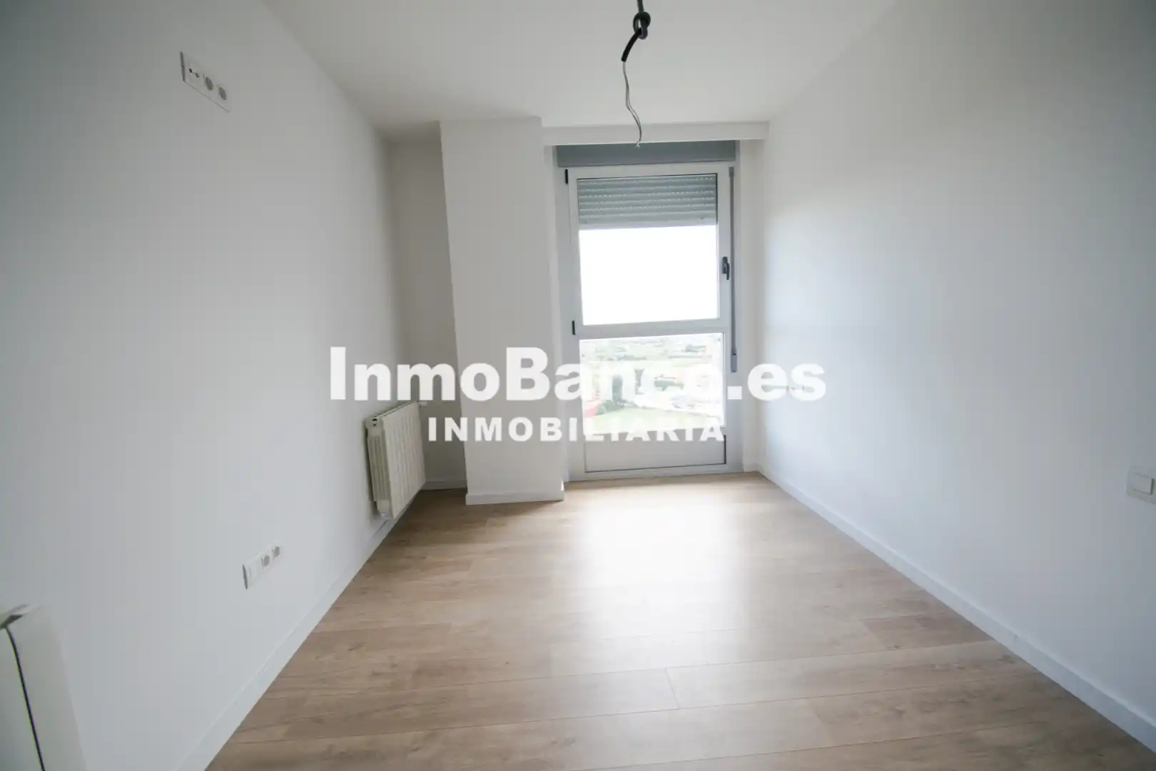 Bedroom of Flat for rent in Valencia  with Air Conditioner, Heating and Storage room