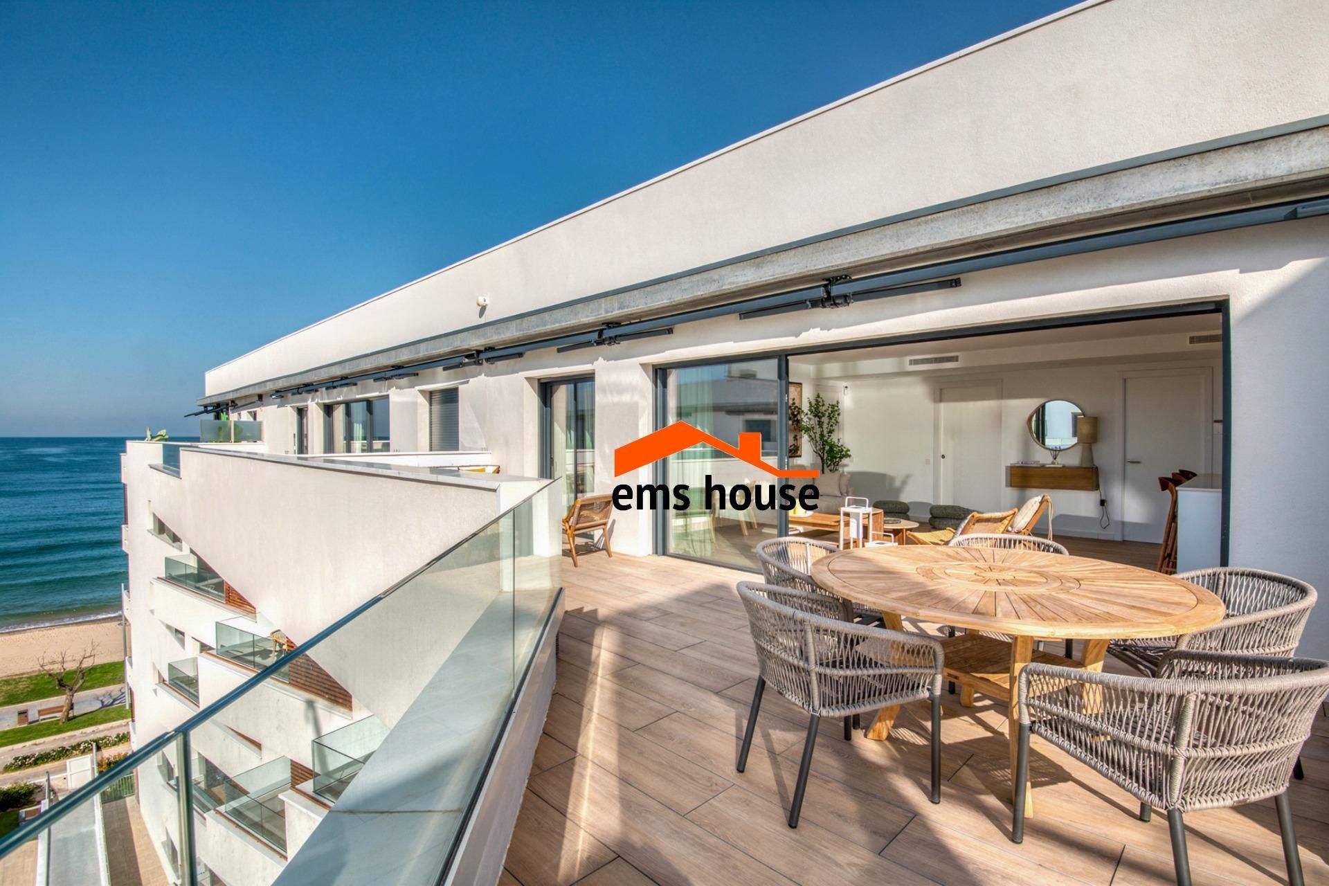 Terrassa de Àtic en venda en Calonge i Sant Antoni amb Terrassa, Traster i Moblat