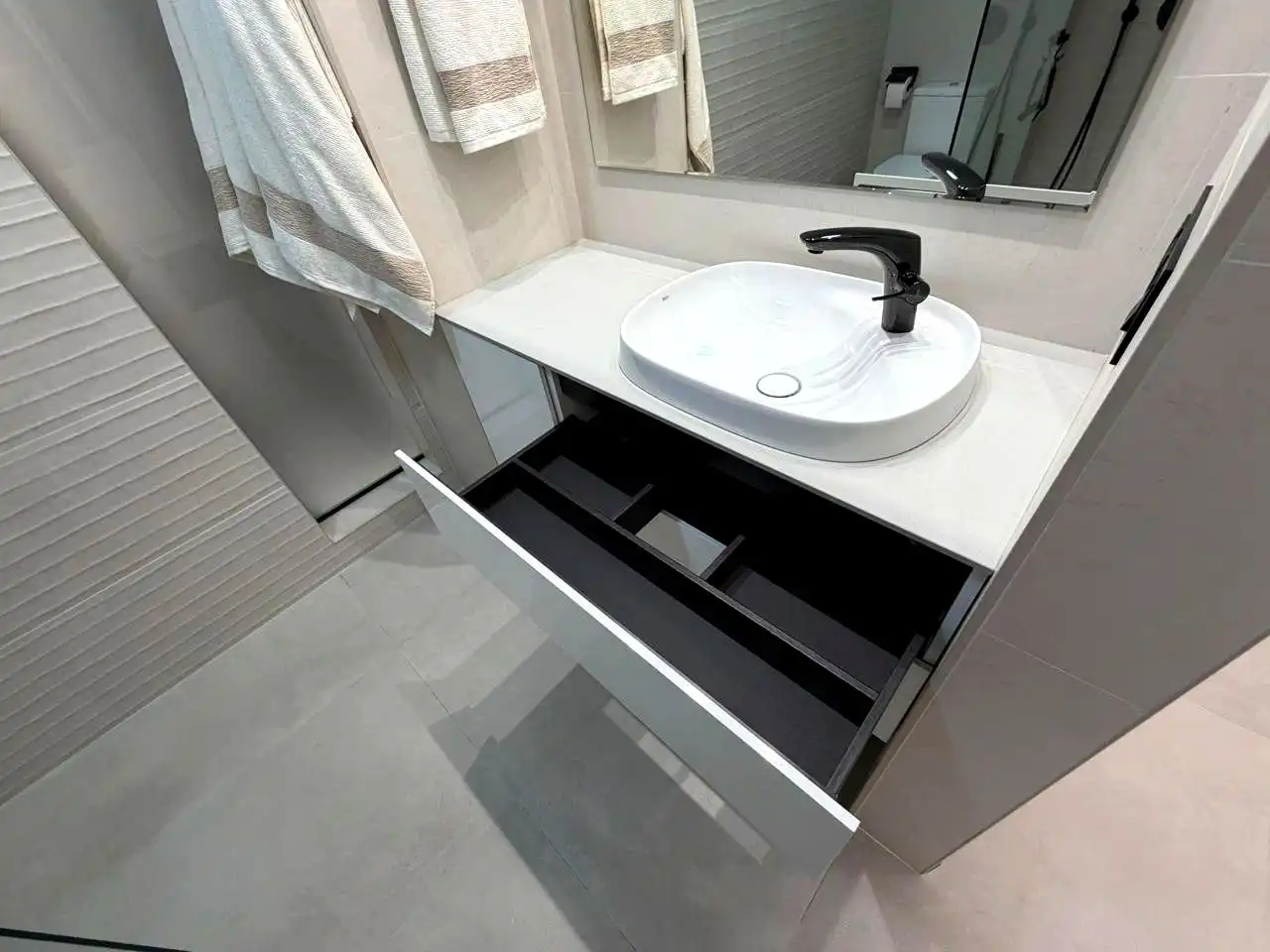 Baño de Piso de alquiler en San Bartolomé de Tirajana con Aire acondicionado, Terraza y Internet