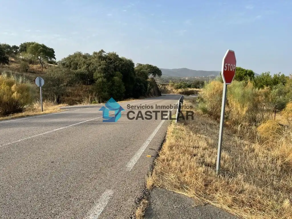 Vista exterior de Casa o xalet en venda en Oliva de la Frontera amb Moblat