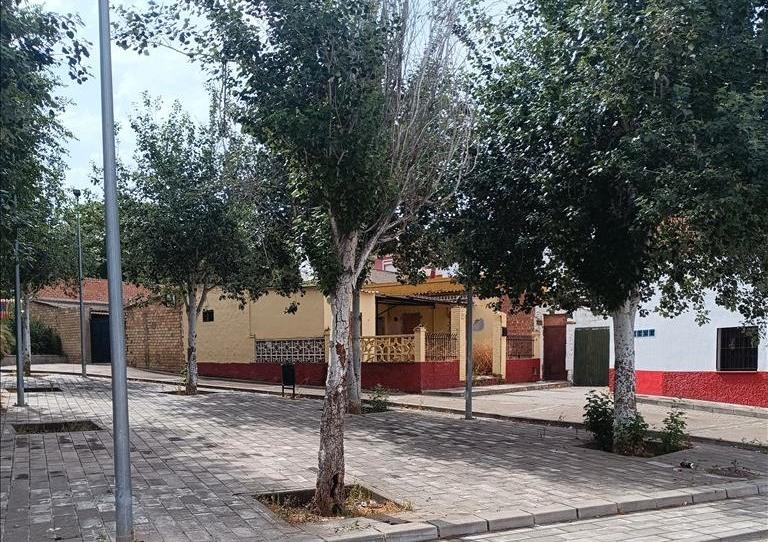 Foto 1 de Casa adosada en venda a Juan Ramon Jimenez, Aznalcázar, Sevilla