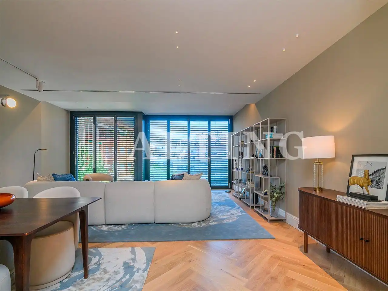 Sala de estar de Piso en venta en Barcelona con Aire acondicionado, Calefacción y Jardín privado