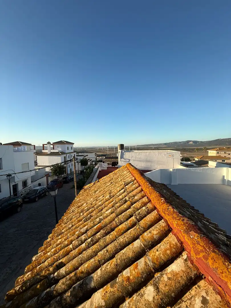 Außenansicht von Einfamilien-Reihenhaus zum Verkauf in Tarifa mit Terrasse