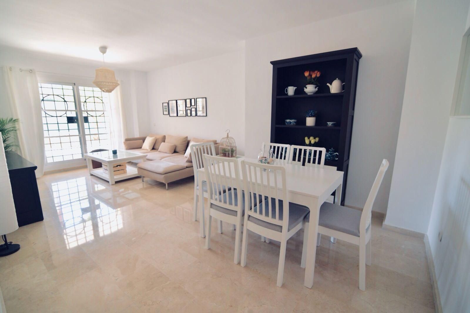 Comedor de Planta baja en venta en Vélez-Málaga con Aire acondicionado, Jardín privado y Terraza