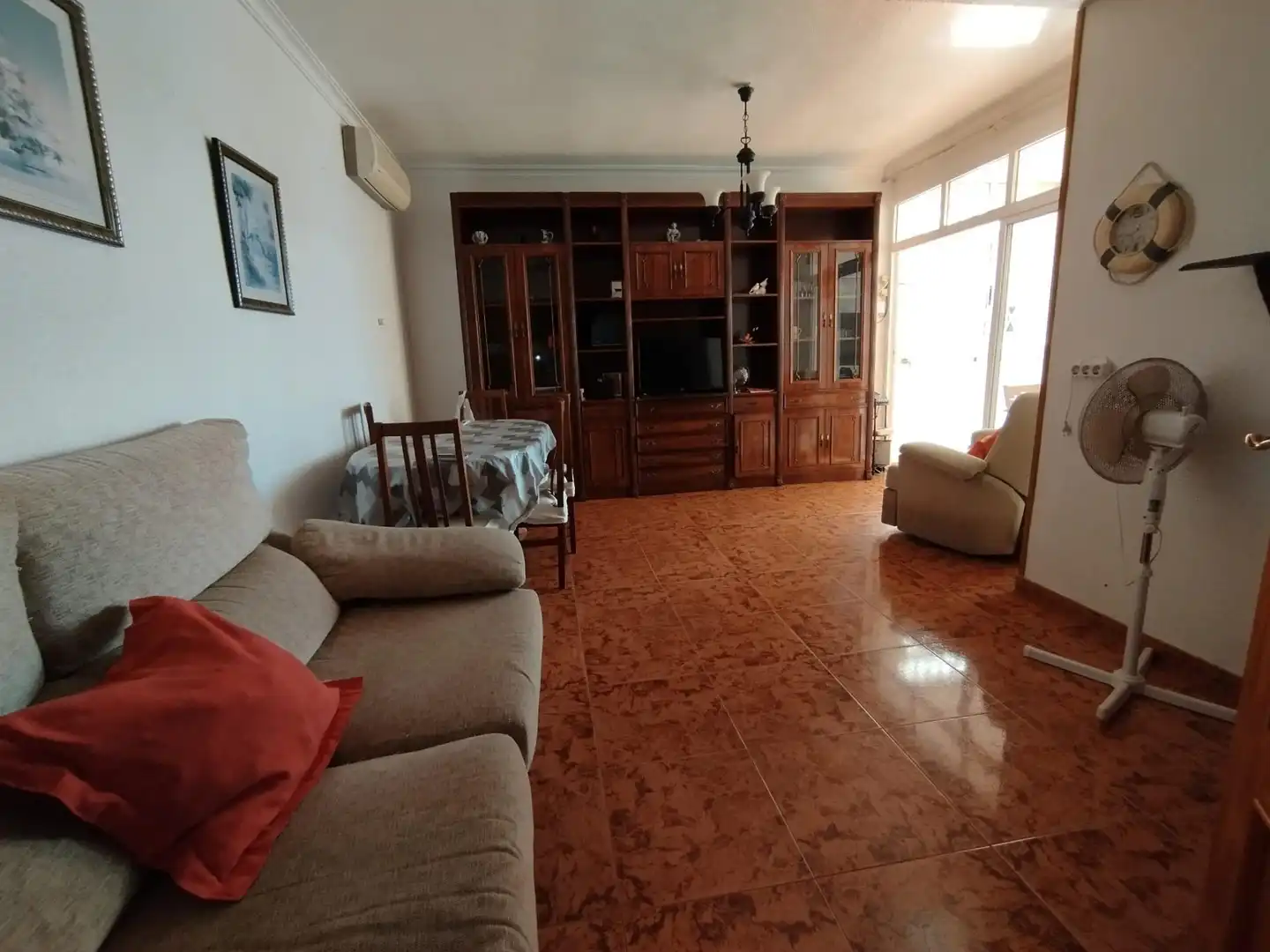 Sala de estar de Piso en venta en Águilas con Aire acondicionado, Calefacción y Amueblado