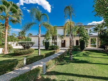 Reihenhaus zum Verkauf in Nueva Andalucía