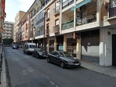 Local comercial en venda a Calle Compás de Santo Domingo