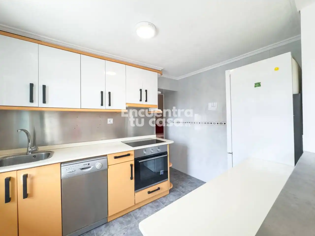 Cocina de Piso en venta en Hondarribia con Calefacción, Terraza y Trastero