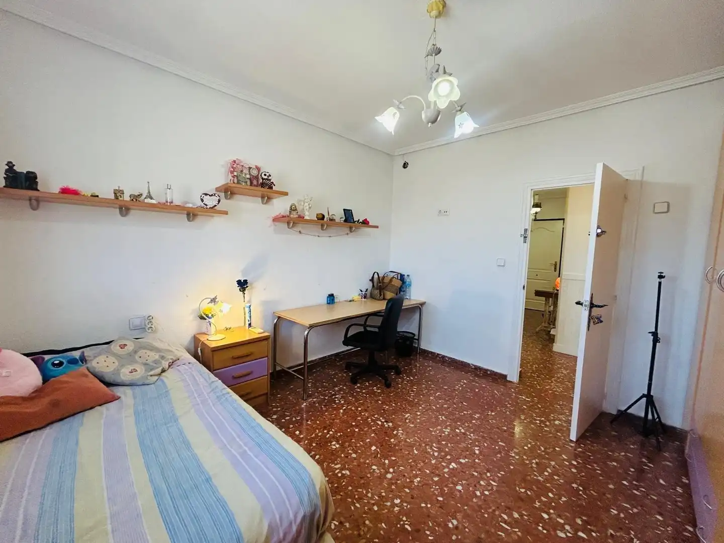 Dormitori de Casa o xalet en venda en Alicante / Alacant amb Aire condicionat, Calefacció i Jardí privat