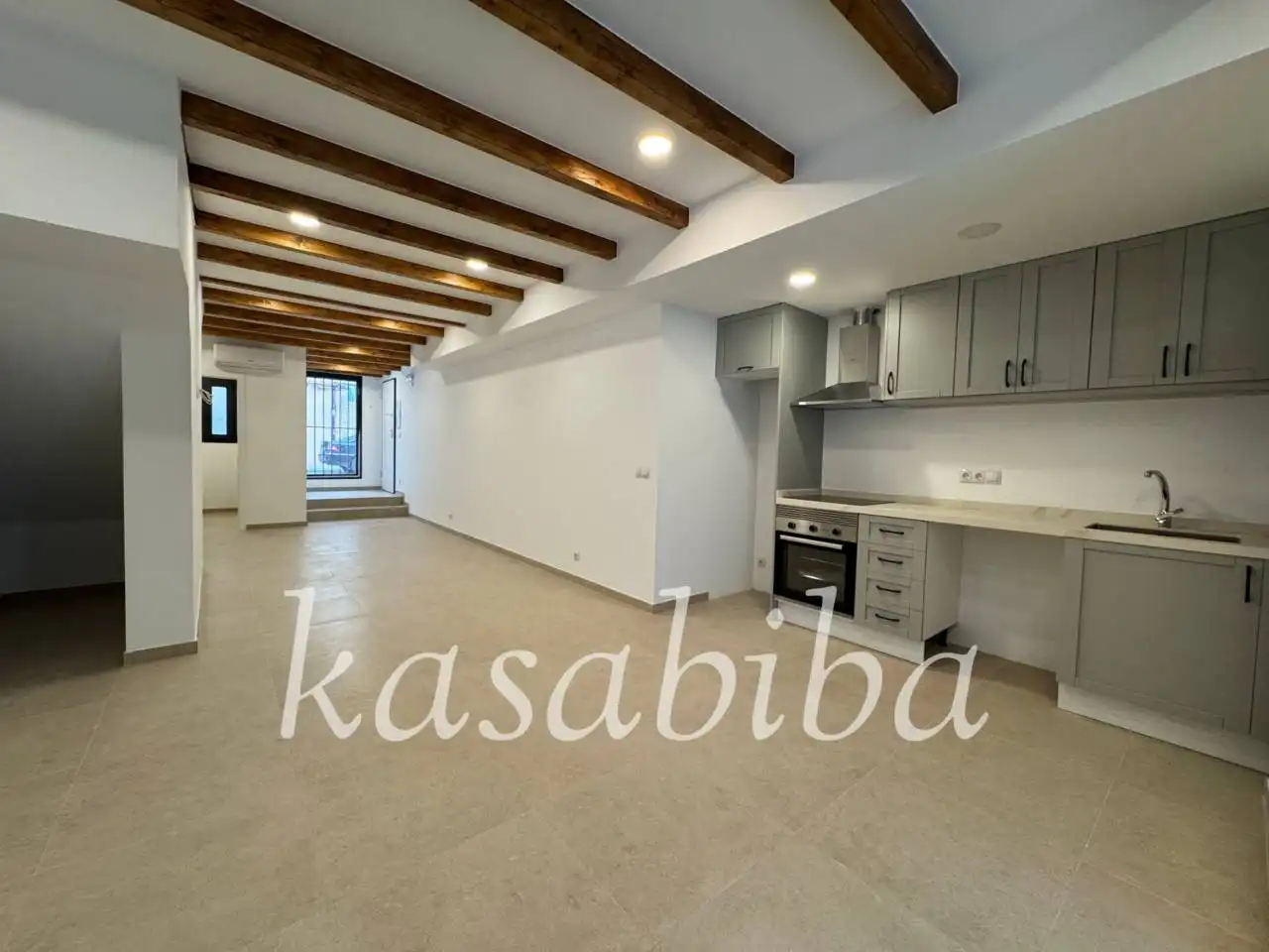 Cocina de Piso de alquiler en Valencia con Aire acondicionado, Calefacción y Terraza