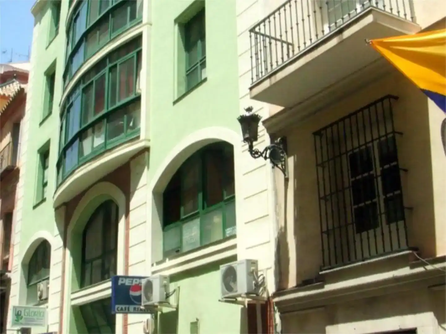 Vista exterior de Apartament de lloguer en Málaga Capital amb Aire condicionat i Balcó