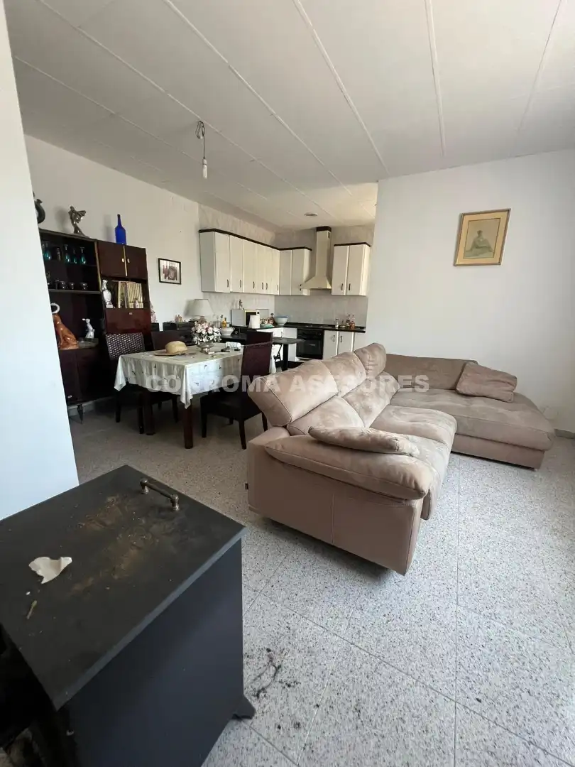 Sala de estar de Casa o chalet en venta en Riudarenes con Jardín privado, Terraza y Balcón