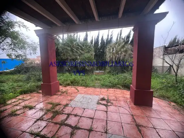 Terrassa de Casa o xalet en venda en Bollullos de la Mitación amb Jardí privat, Terrassa i Piscina