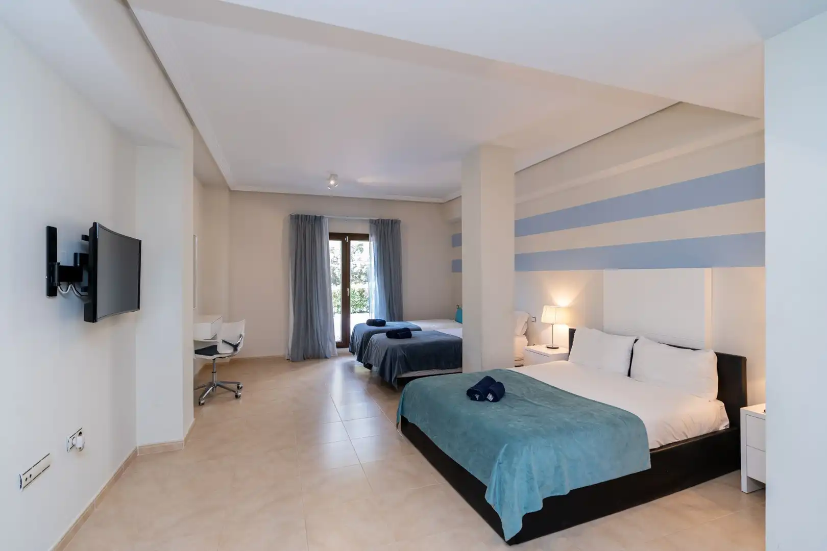 Chalet con terraza en venta en Calle Hinaharros 30, imagen 54