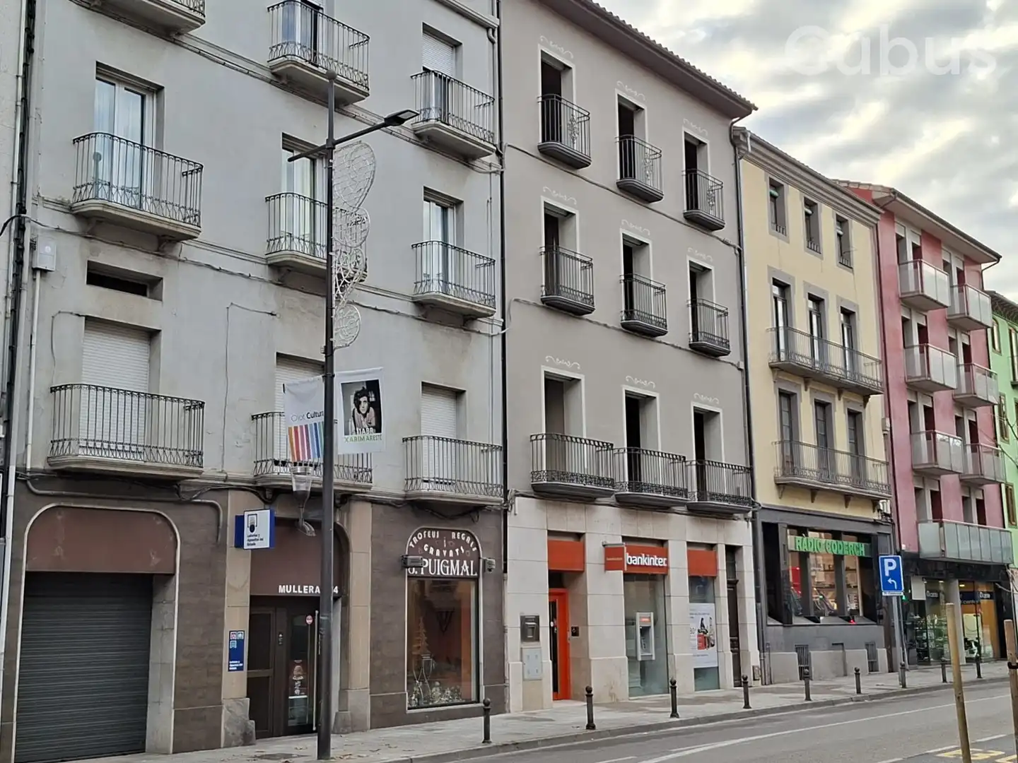 Exterior view of Flat for sale in Olot  with Air Conditioner, Heating and Balcony