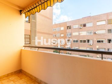 Pis amb ascensor en venda a Carrer de Dolores Marqués