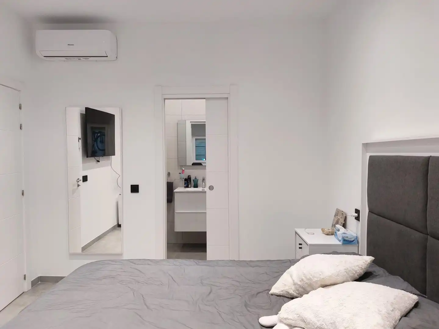 Bedroom of Detached homes for sale in Benahavís  with Air Conditioner, Heating and Private garden
