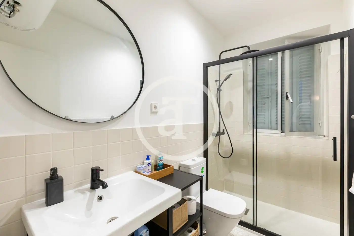 Flat for rent in Calle de Alberto Bosch, Jerónimos