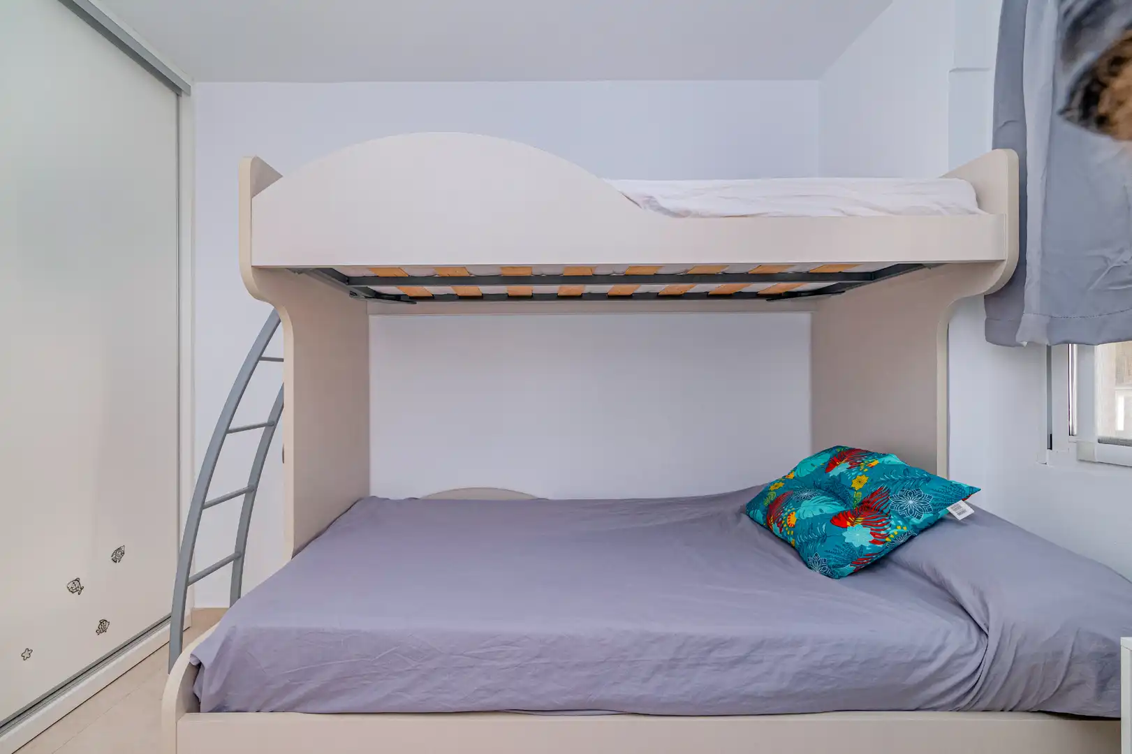 Schlafzimmer von Wohnung zur Miete in Almuñécar mit Klimaanlage, Heizung und Terrasse