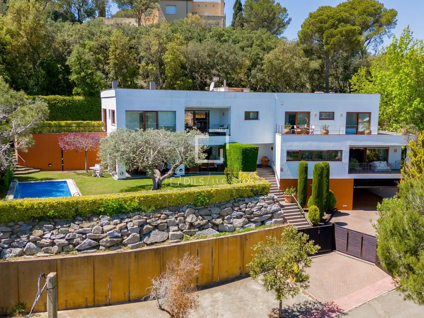 Außenansicht von Haus oder Chalet zum Verkauf in Palafrugell mit Klimaanlage, Heizung und Privatgarten