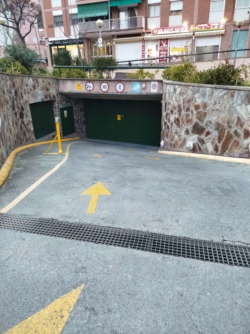 Parking of Garage for sale in Badalona  with Alarm